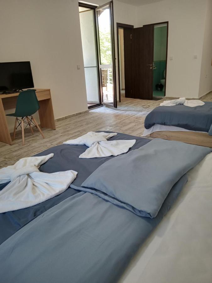 Apartment'S Pita & Mare Kiten  Exterior photo